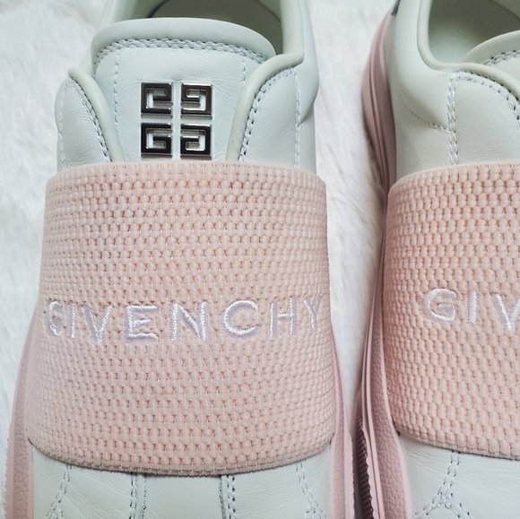 BNIB GIVENCHY Women's Sneakers - Picture 7 of 8